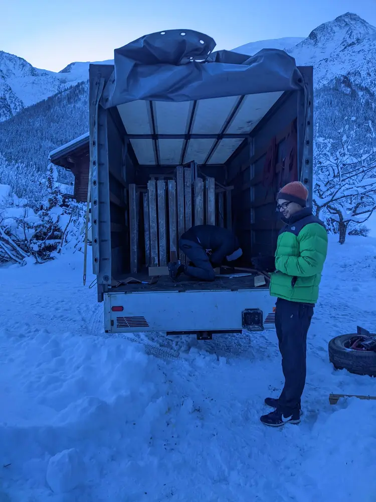 Menuiserie en Bois Stratifié: Chalet Résidentiel, Les Houches, France