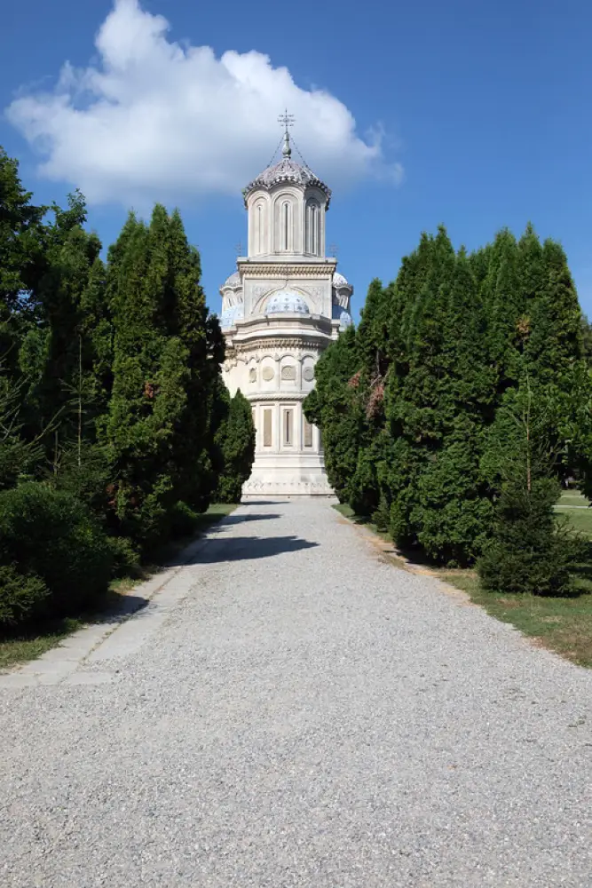 Menuiserie en Bois Stratifié: Monastère Curtea de Argeș, Roumanie
