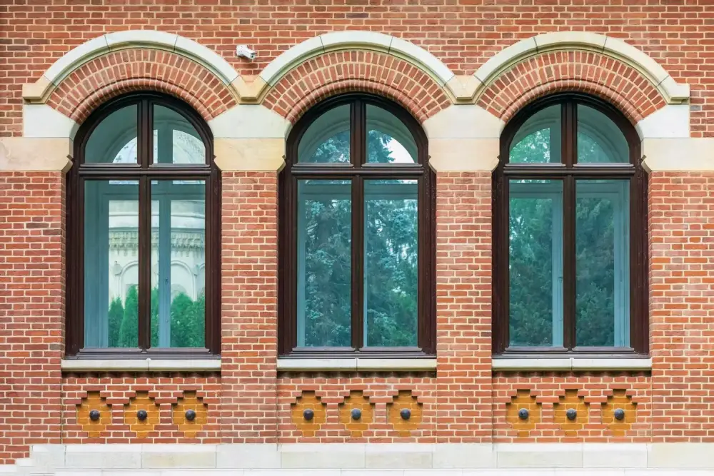 Menuiserie en Bois Stratifié: Monastère Curtea de Argeș, Roumanie