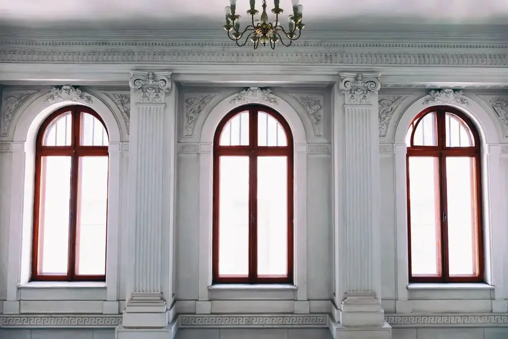 Menuiserie en Bois Stratifié: Théâtre Odeon, Bucarest, Roumanie